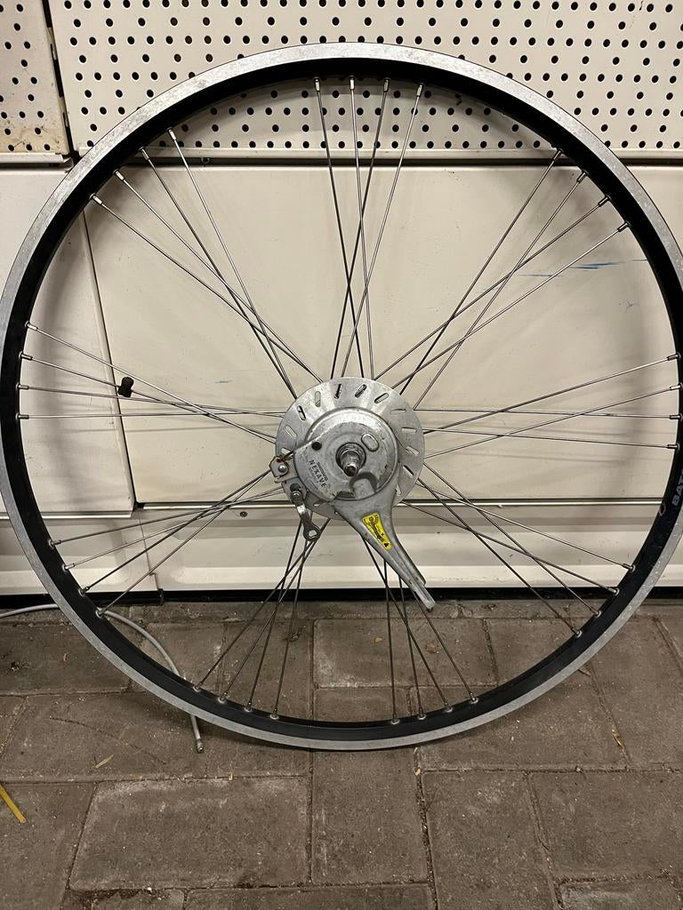 Batavus voorwiel 28 inch Nexave, Fietsen en Brommers, Ophalen, Gebruikt, Wiel
