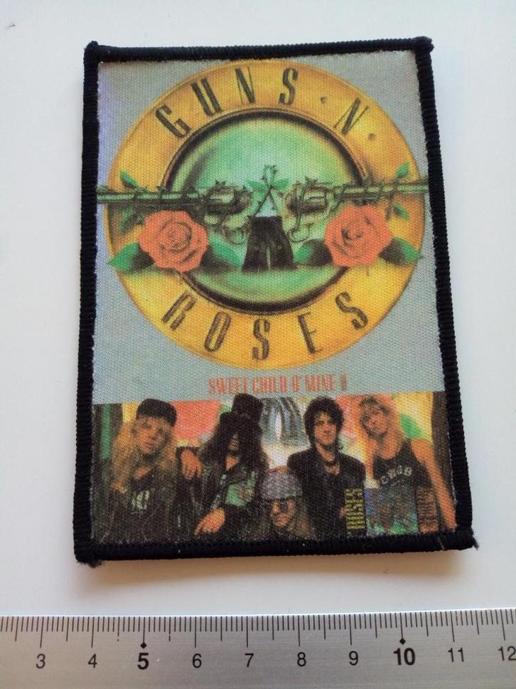 Guns N' Roses vrij zeldzame vintage 80's printed patch 32, Verzamelen, Muziek, Artiesten en Beroemdheden, Nieuw, Kleding, Verzenden