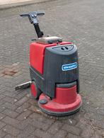 Cleanfix Schrobzuigmachine, Ophalen