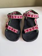 Teva sandalen maat 21 met aardbeitjes, Ophalen of Verzenden, Gebruikt, Meisje, Schoenen