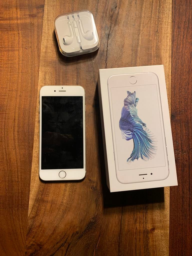 iPhone 6s -  32GB Goede staat met doos en oortjes, Telecommunicatie, Mobiele telefoons | Apple iPhone, Gebruikt, Ophalen of Verzenden