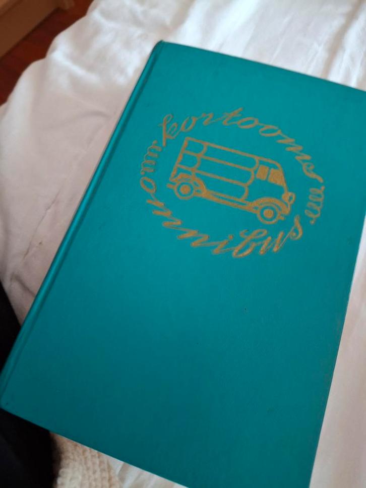 Toon Kortooms Omnibus - Liefde in Peelland e.a., Boeken, Romans, Gelezen, Nederland, Ophalen of Verzenden