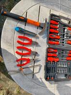 Gereedschapskist met divers gereedschap, Ophalen, Gebruikt