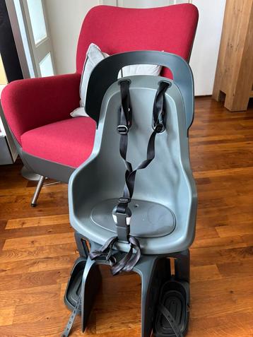 Bobike go achterzitje beschikbaar voor biedingen