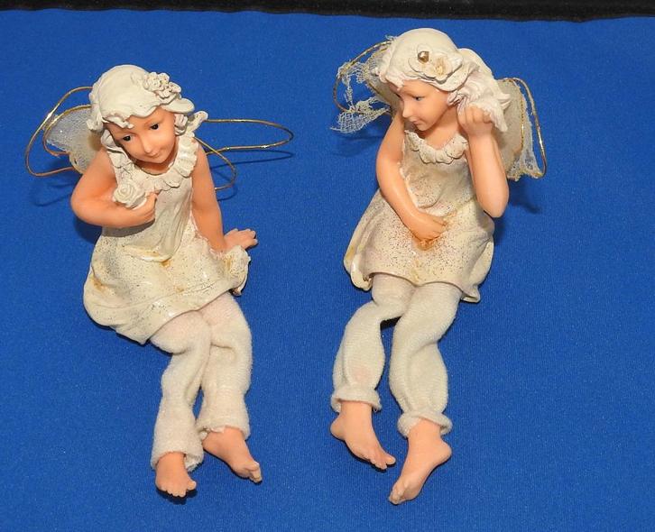 2 Keramiek oude elfenbeeldjes prachtige en zeer decoratief, Antiek en Kunst, Curiosa en Brocante, Ophalen