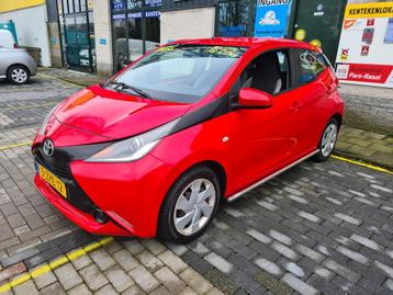 Toyota Aygo 1.0 VVT-i x-play