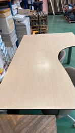 Grote hoekbureau in nette staat, Huis en Inrichting, Bureaus, Ophalen, In hoogte verstelbaar, Zo goed als nieuw