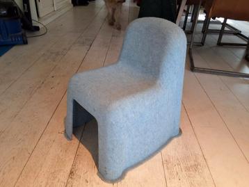 HAY NOBODY kinderstoeltje blauw beschikbaar voor biedingen