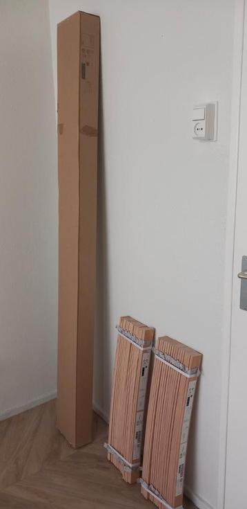 Ikea Neiden bedframe + Luröy lattenbodem - afbeelding 4