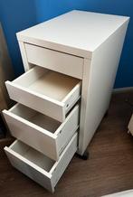 Wit kastje met lades en wieltjes, Huis en Inrichting, Kasten | Ladekasten, Ophalen, Minder dan 50 cm, Modern wit kastje, Zo goed als nieuw