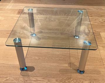 Lage tafel 60x60cm gehard glas, metalen poten beschikbaar voor biedingen