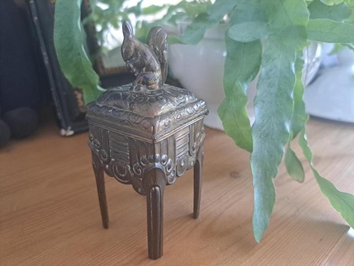 Art Deco Franse Sieradendoos met Eekhoorn, Antiek en Kunst, Curiosa en Brocante, Ophalen of Verzenden