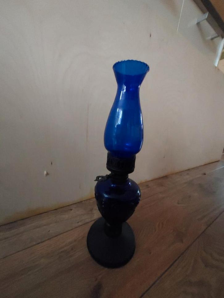 Antieke Blauwe Petroleumlamp, Antiek en Kunst, Antiek | Lampen, Ophalen of Verzenden