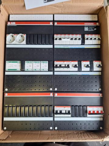 ABB Groepenkast + 15 Draadloze Schakelaars Nieuw in doos. beschikbaar voor biedingen