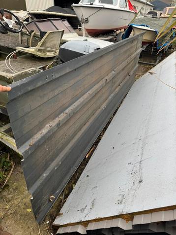 Te koop geïsoleerde dakplaten antraciet grijs 6 stuks beschikbaar voor biedingen