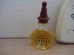 parfumminiatuur venezie by laura biagiotti, Ophalen of Verzenden, Miniatuur, Zo goed als nieuw, Gevuld