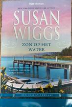 SUSAN WIGGS ZON OP HET WATER NEW YORK  BESTSELLER AUTEUR, Boeken, Ophalen of Verzenden, Zo goed als nieuw