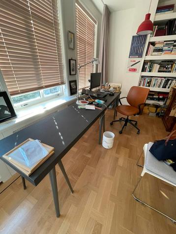 Free long desk