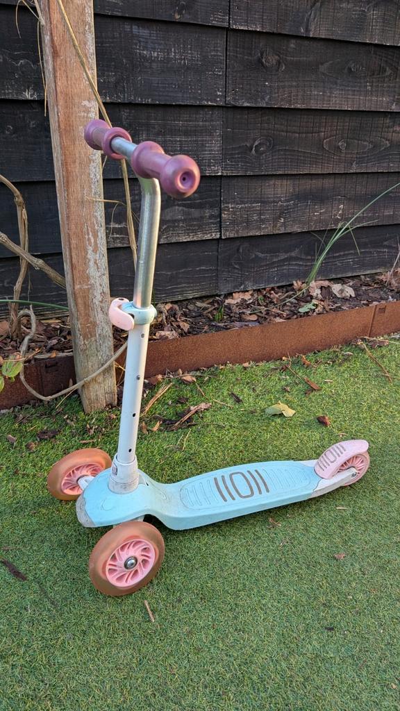 Oxelo kinderstep met lichtgevende wielen, Kinderen en Baby's, Speelgoed | Buiten | Voertuigen en Loopfietsen, Gebruikt, Overige typen