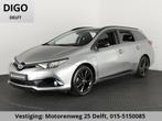 Toyota Auris Touring Sports 1.8 HYBRID DYNAMIC ULTIMATE AUTO, Auto's, 136 pk, Gebruikt, 4 cilinders, Alcantara