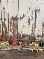 Kistje oude boederij figuren Ertsgebergte, Antiek en Kunst, Ophalen of Verzenden