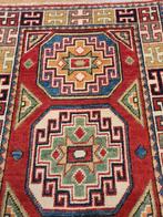 Handgeknoopt oosters tapijt kazak 100x61, 50 tot 100 cm, Gebruikt, Rechthoekig, Ophalen of Verzenden