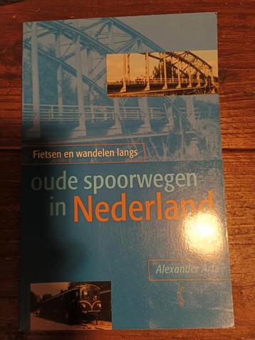 Fietsen en wandelen langs oude spoorwegen in Nederland beschikbaar voor biedingen