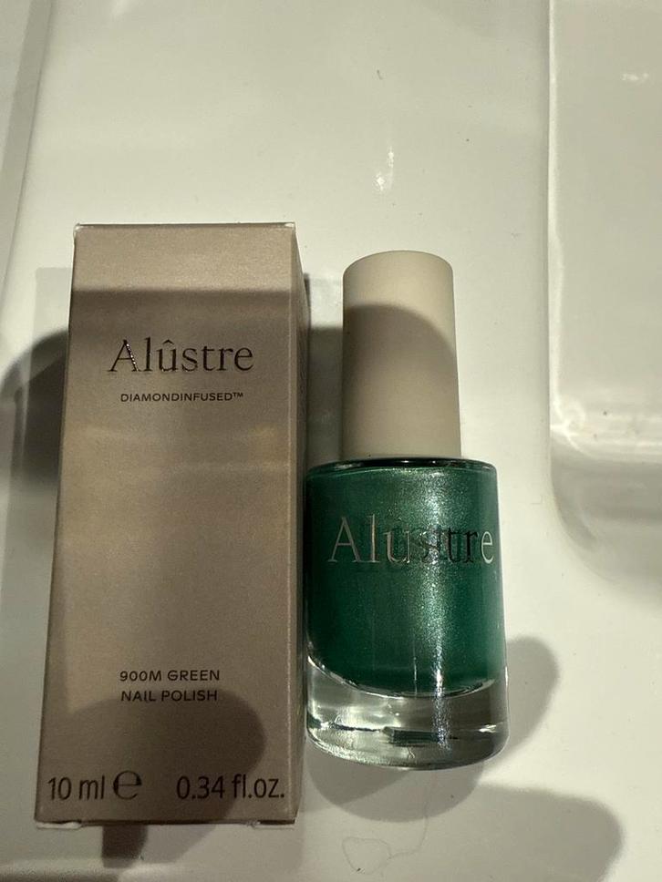 Alustre 900M Green Nagellak - Nieuw!, Sieraden, Tassen en Uiterlijk, Uiterlijk | Cosmetica en Make-up, Nieuw, Make-up, Handen en Nagels