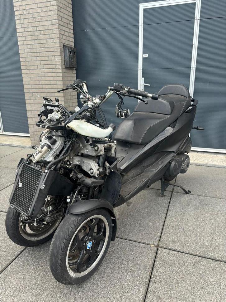 Direct van u motor af! Mp3 vespa gts gilera honda piaggio, Fietsen en Brommers, Scooters | Yamaha, Zo goed als nieuw, Ophalen of Verzenden