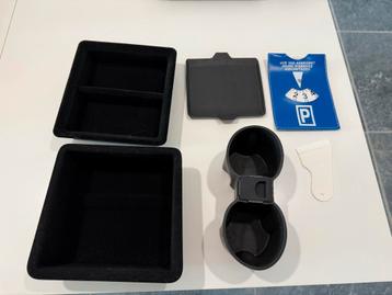 Tesla Model Y Middenconsole Verdelers + Parkeerklok beschikbaar voor biedingen