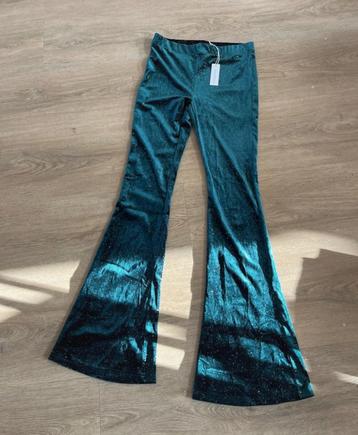 Groene glitter flared broek Sam Friday M beschikbaar voor biedingen