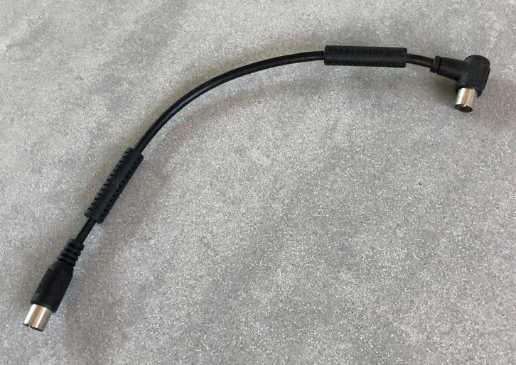 Zo goed als nieuw COAX kabeltje 30 cm zwart Antenne kabel, Audio, Tv en Foto, Audiokabels en Televisiekabels, Zo goed als nieuw