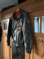 Klu leren jas blauw met badges, Verzamelen, Ophalen of Verzenden, Luchtmacht, Nederland, Kleding of Schoenen