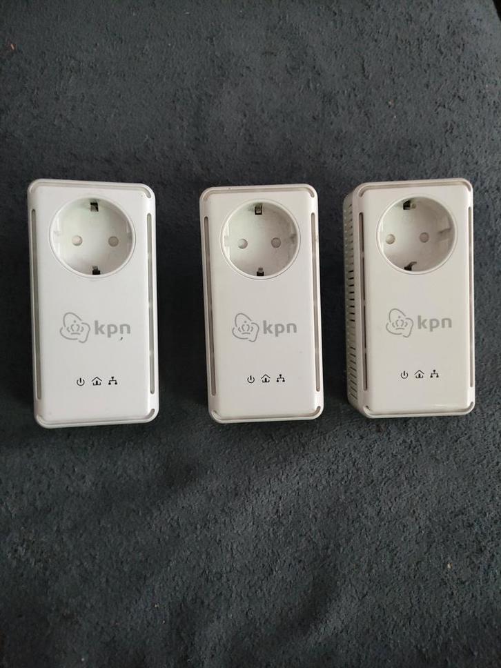 3x KPN Stroomnet adapters (internet via stopcontact), Computers en Software, Powerlines, Zo goed als nieuw, Ophalen of Verzenden