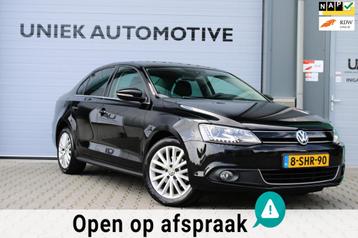 Volkswagen Jetta 1.4 TSI DSG HYBRID HIGHLINE | PDC V+A | NAV beschikbaar voor biedingen