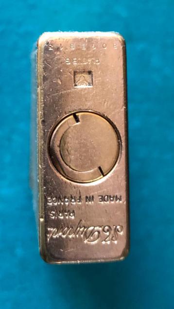 Vintage Dupont aansteker beschikbaar voor biedingen