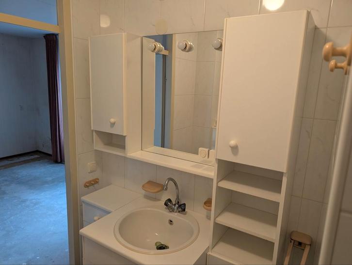 Badkamermeubel in goede staat, Huis en Inrichting, Badkamer | Badkamermeubels, Gebruikt, Wastafelkast, 150 tot 200 cm, 50 tot 100 cm