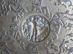Mooi zeldzaam antiek schaaltje uit Frankrijk met ridders., Antiek en Kunst, Antiek | Koper en Brons, Ophalen of Verzenden, Koper