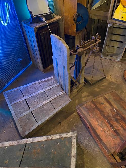 Bascule’s, Antiek en Kunst, Antiek | Woonaccessoires, Ophalen
