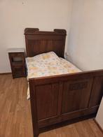 Antiek Houten Bed met Nachtkastje, Huis en Inrichting, Ophalen
