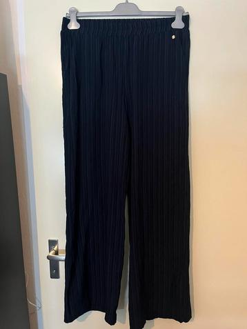 Nieuwe wide leg Costes maat M beschikbaar voor biedingen