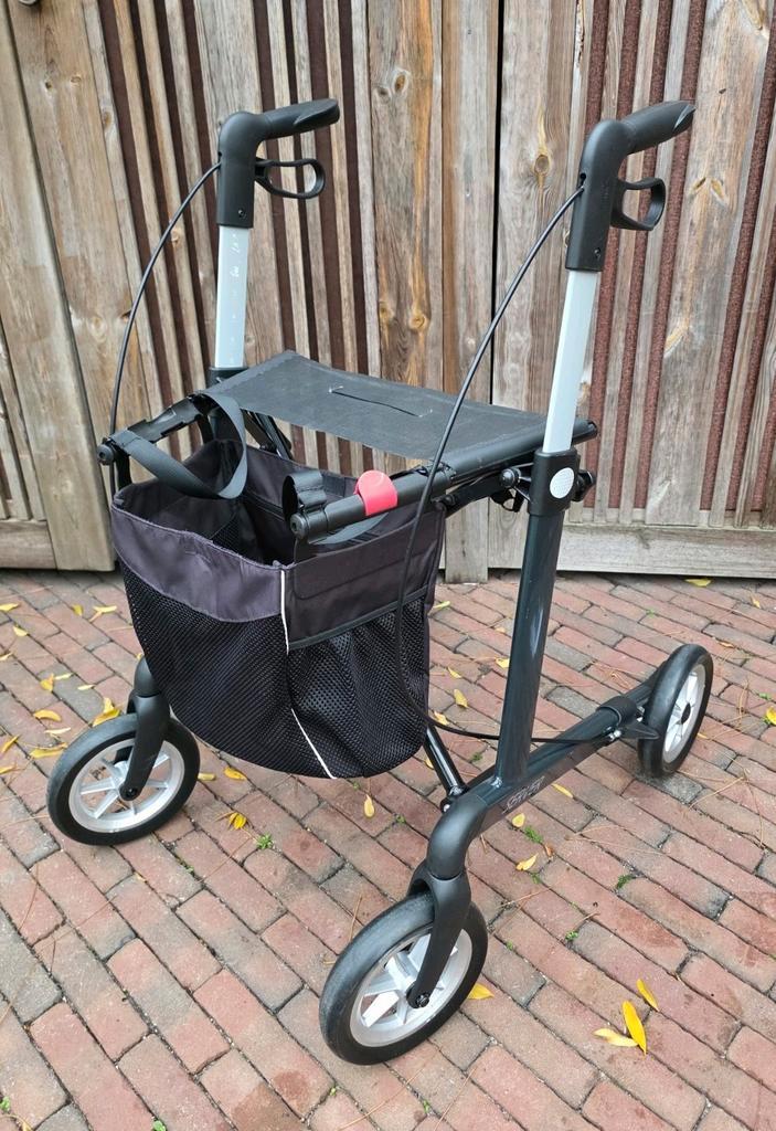 Rehasense Server Lichtgewicht Comfort Rollator SRSGL600, Diversen, Rollators, Zo goed als nieuw, Lichtgewicht, Ophalen