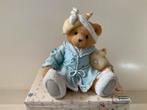 Cherished teddies Kiss the hurt and make it better, Ophalen of Verzenden, Zo goed als nieuw, Beeldje, Cherished Teddies