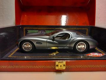 Chrysler Atlantic metallic Top Line Guiloy metal 1:18 KRD beschikbaar voor biedingen