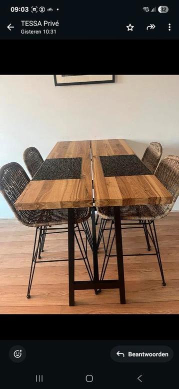 Tk mooie hoge tafel met bijpassende stoelen beschikbaar voor biedingen