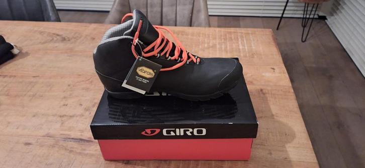Giro Alpineduro mountainbike/gravelschoenen in maat 44, Fietsen en Brommers, Fietsaccessoires | Fietskleding, Nieuw, Heren, Schoenen