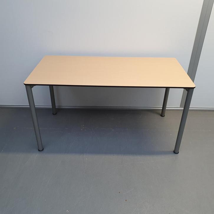 Eromes tafel trespa blad - 140x70 cm, Huis en Inrichting, Tafelonderdelen, Gebruikt