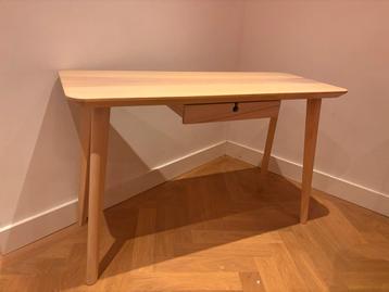 Ikea LISABO Bureau - Essenfineer - 118x45 cm beschikbaar voor biedingen