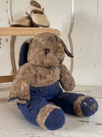 Brocante oud sleets Konijn speelgoed beschikbaar voor biedingen