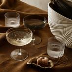 Ferm Living Ripple champagne glas (espresso martini coupe), Ophalen, Glas of Glazen, Overige stijlen, Glas